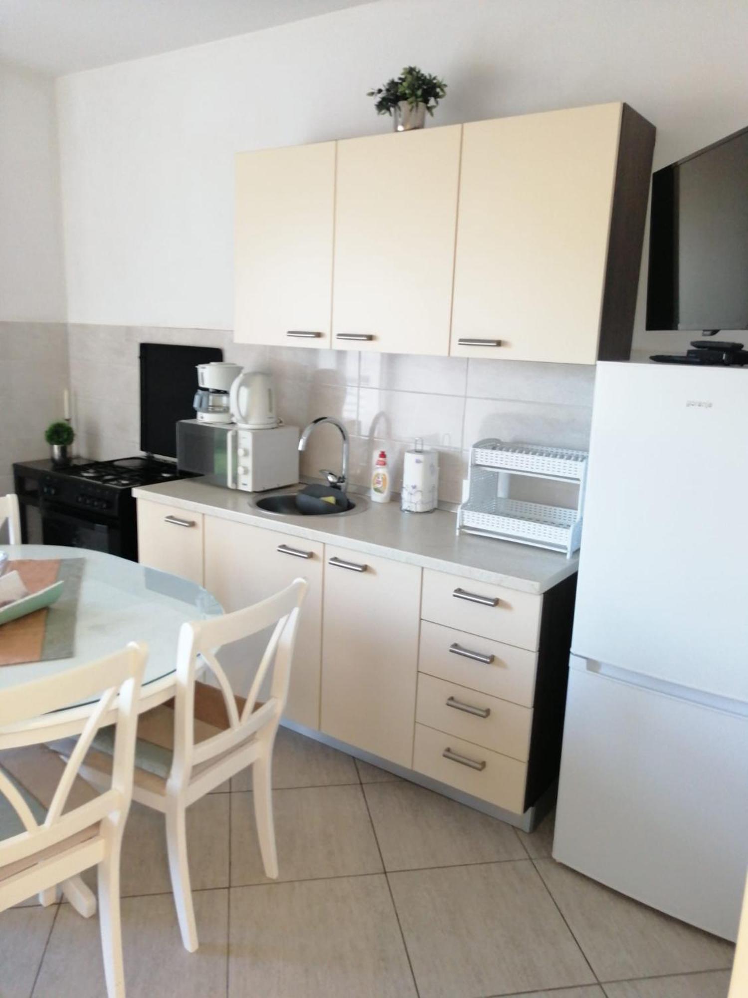 Apartments Kursan Seget Vranjica Exterior foto