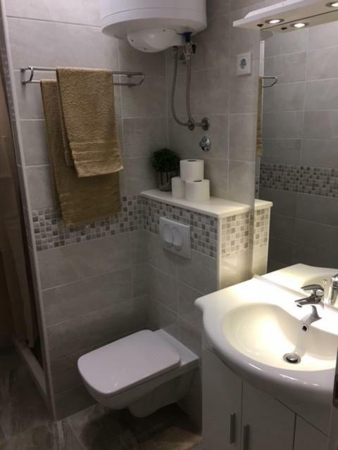 Apartments Kursan Seget Vranjica Exterior foto
